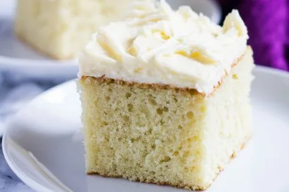 Vanilla sheet cake with frosting