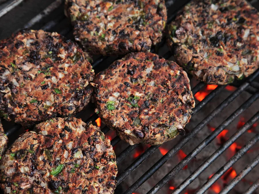 Grilled veggie burger patties