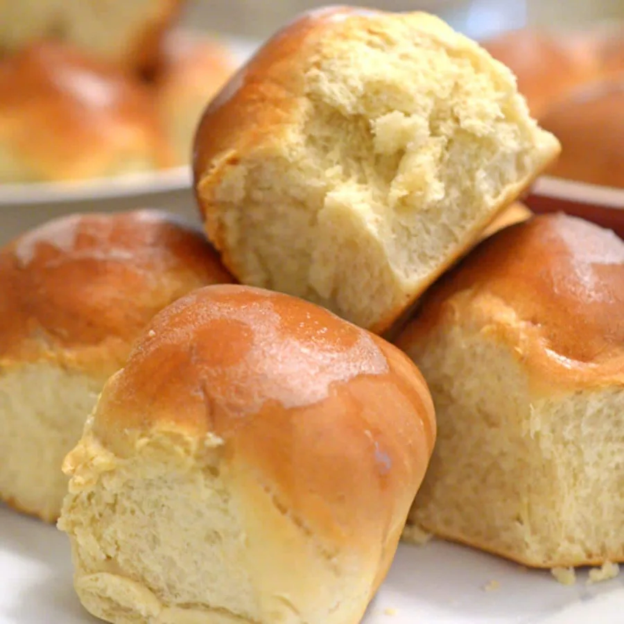 Warm butter bread rolls