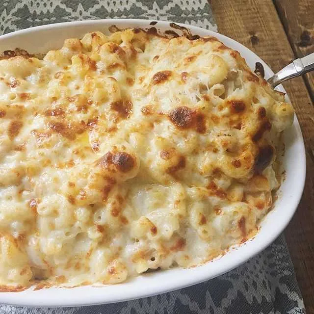 Gourmet baked macaroni and cheese