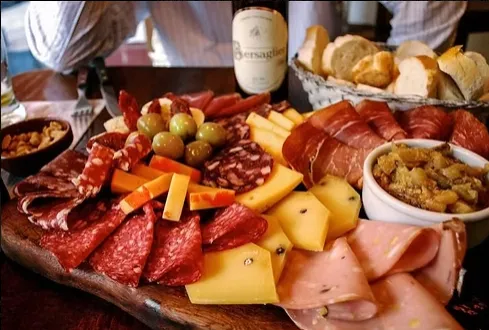 Antipasto Charcuterie Platter