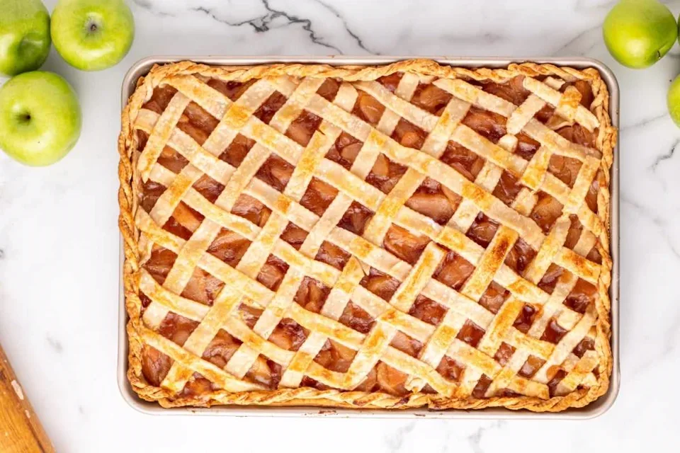 Fresh baked apple pie