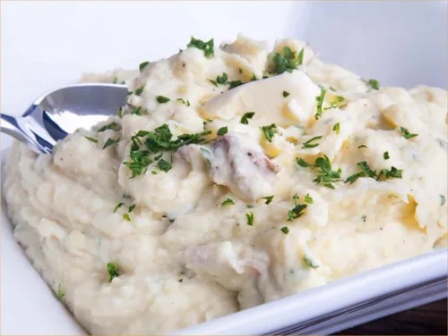 Creamy mashed potatoes holiday side